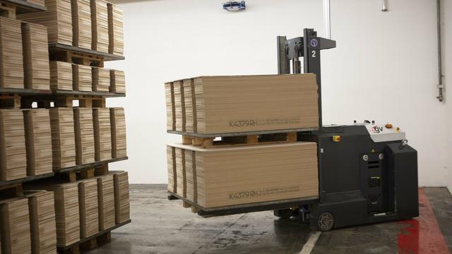 Kaindl Lungötz driverless forklift